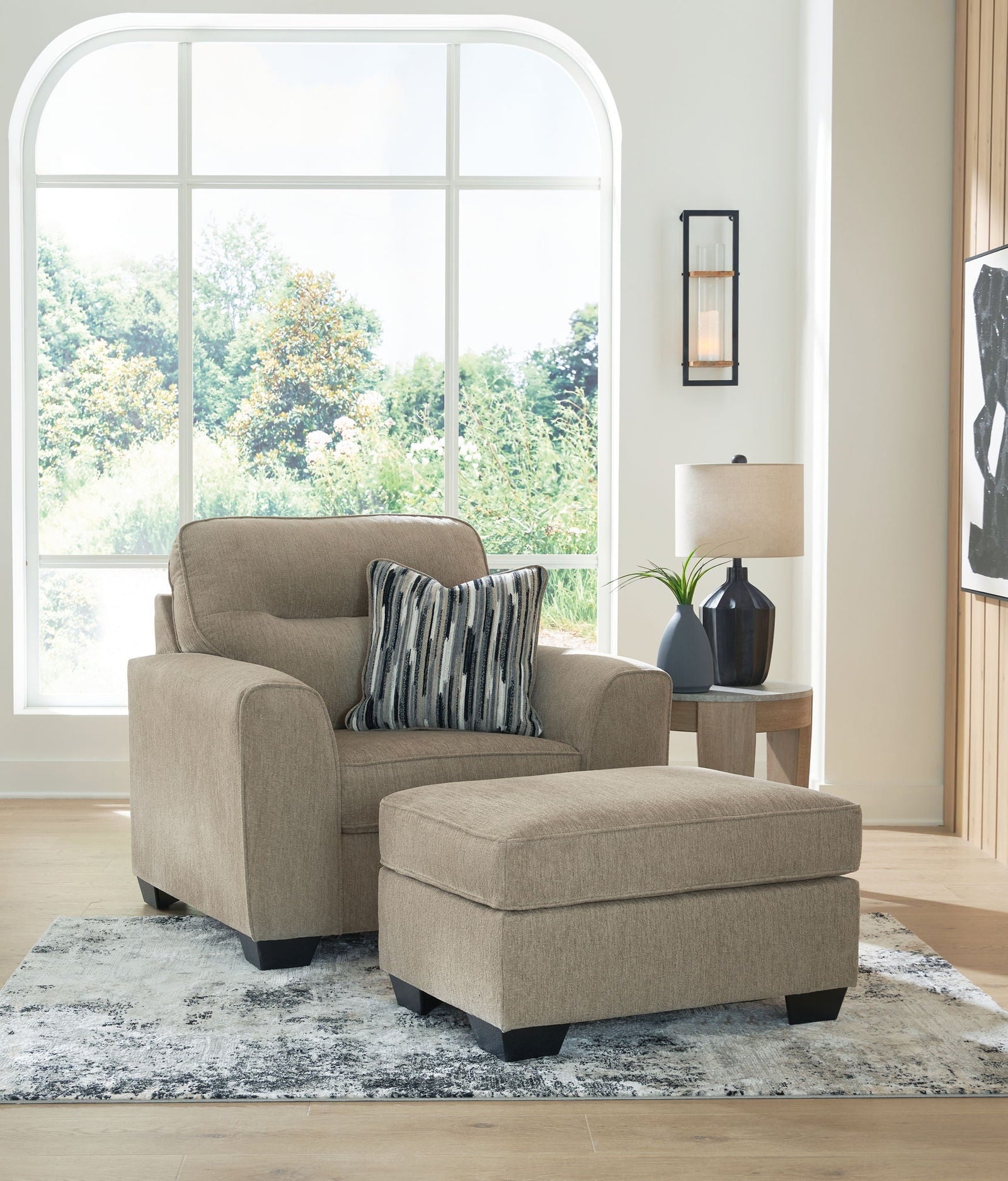 Olten Living Room Set