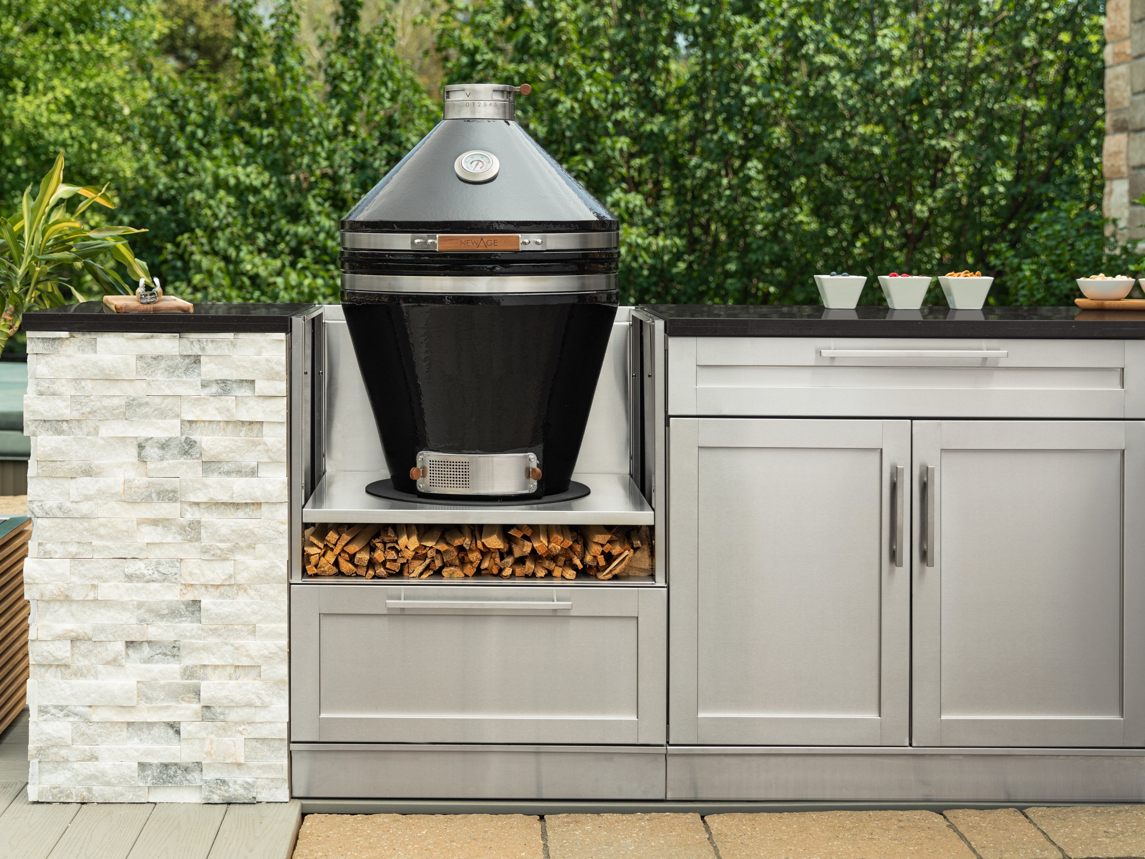 Signature Series 4PC Custom Outdoor Kitchen · 304 Stainless Steel · Shaker Door