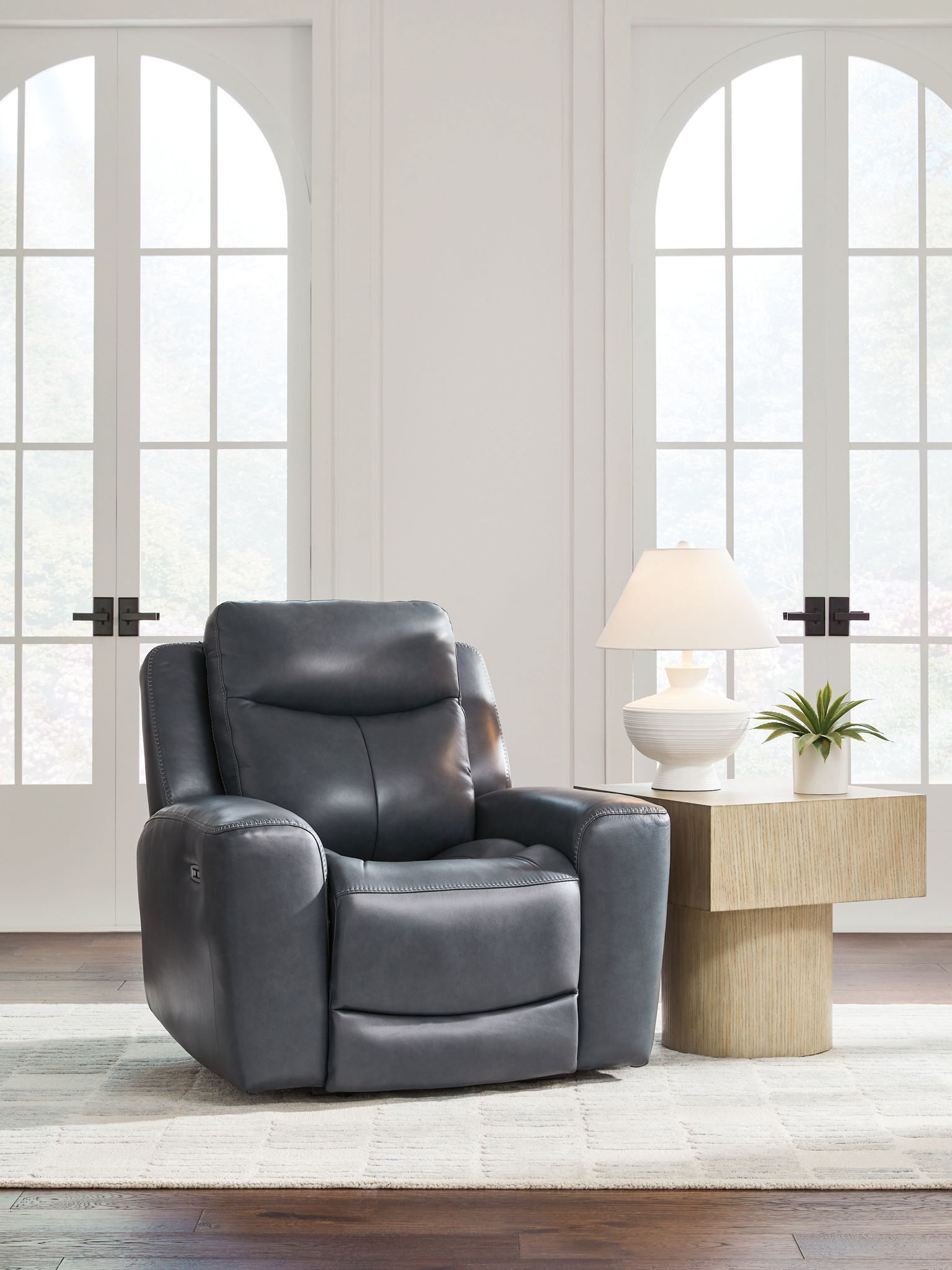 Bexhurst Power Recliner with Adjustable Headrest